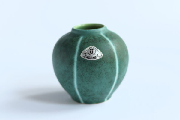 Vintage Ü-Keramik Green Vase, Mid-Century - Image 4