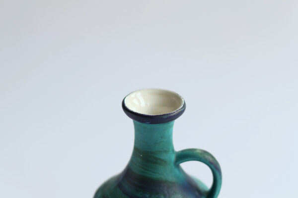 Bay Keramik Small Handle Vase - Image 5