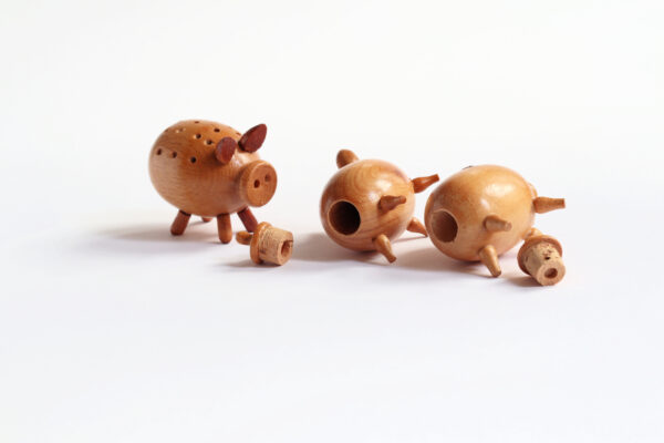 Vintage Wooden Pig Salt and Pepper Shaker Set with Toothpick Holder - Image 5